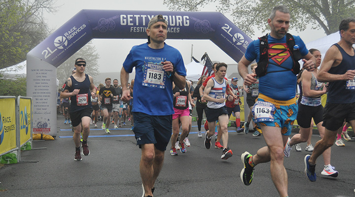 Runners during Gettysburg Festival of Races’ 5K in Gettysburg Pennsylvania (photo courtesy of Gettysburg Festival of Races)